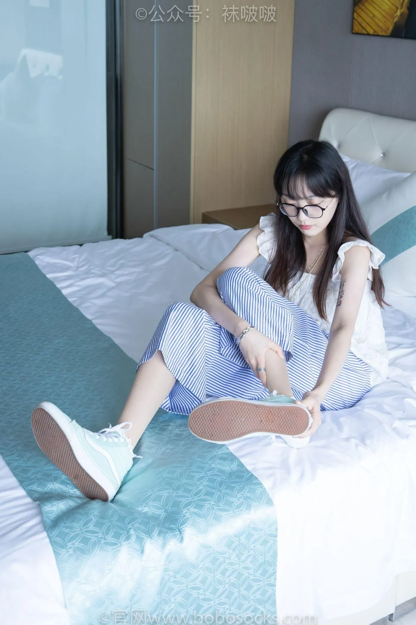 [BoBoSocks袜啵啵]NO.027 稚予- vans、白色棉袜、肉丝 [136P]插图9